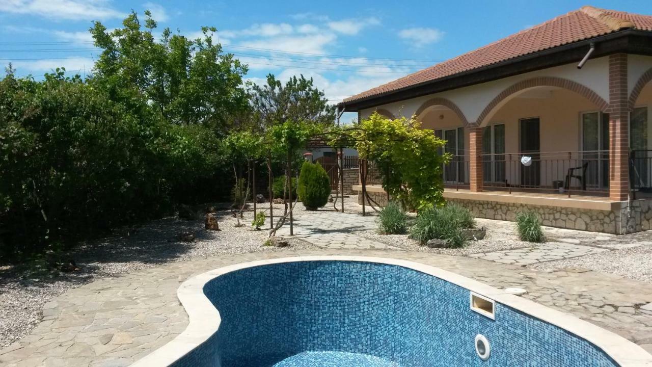 Sunny Villa Balgarevo Bagian luar foto